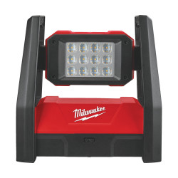 Аккумуляторный фонарь Milwaukee M18 HAL-0
